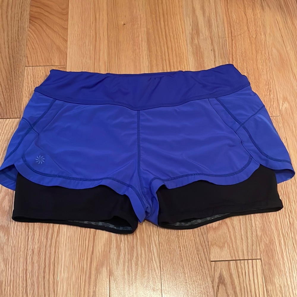 Athleta 2 in 1 Short with Spandex